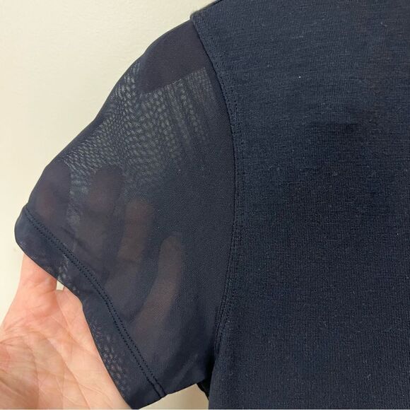 Athleta mesh short sleeve black top. Size M - Picture 2 of 6